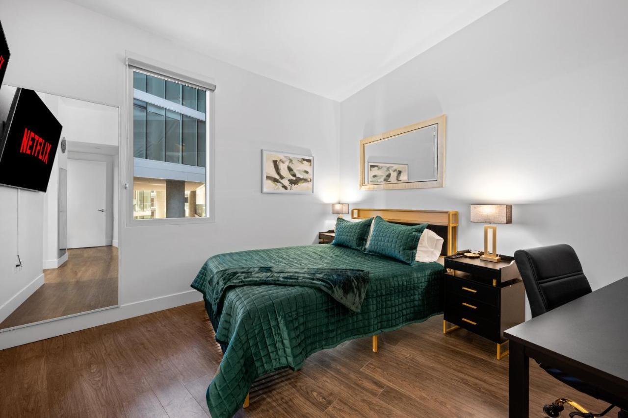 Park Lux Playhouse Apartment San Diego Bagian luar foto