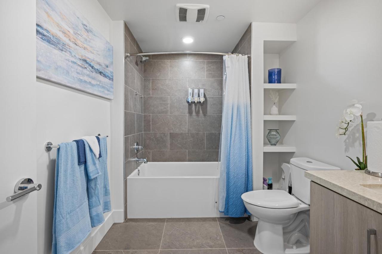 Park Lux Playhouse Apartment San Diego Bagian luar foto