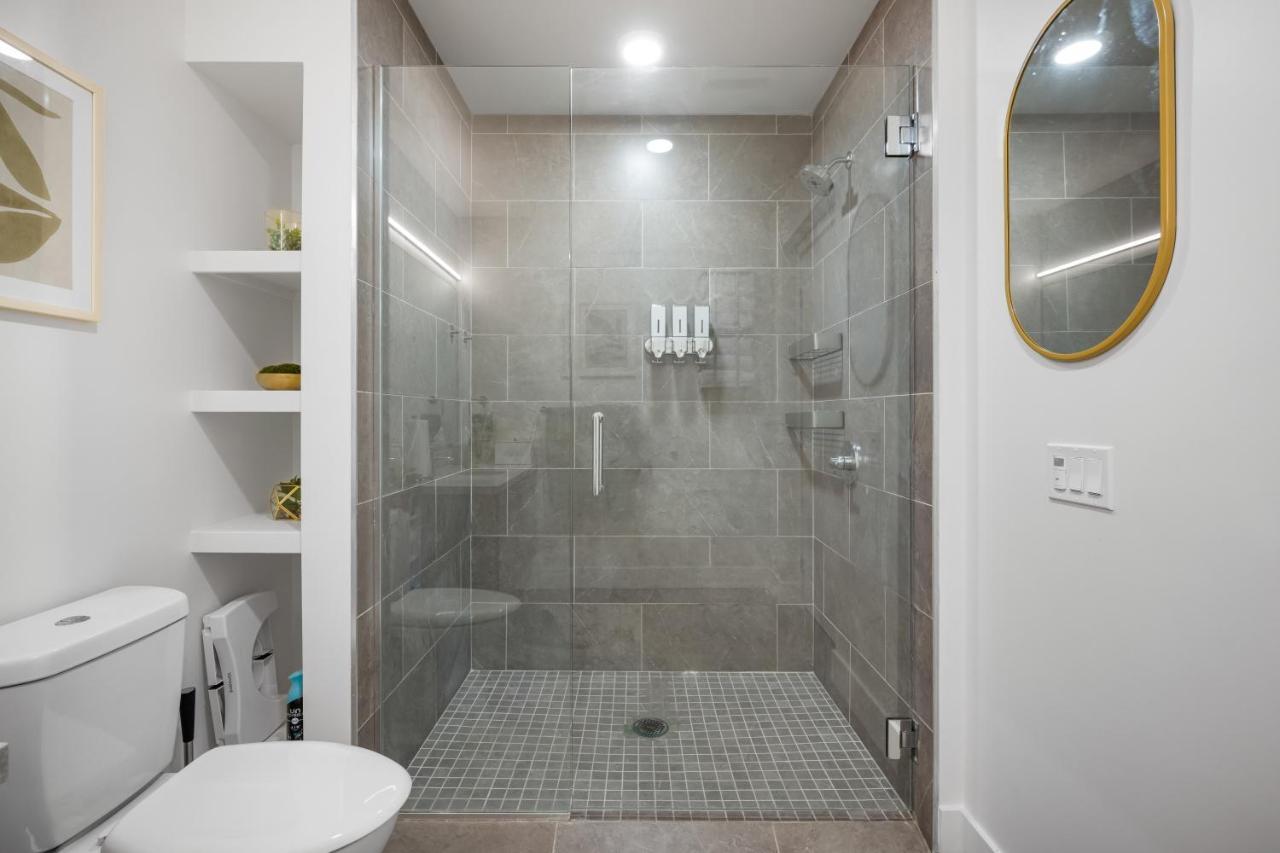 Park Lux Playhouse Apartment San Diego Bagian luar foto